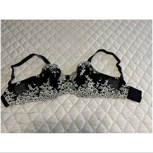 Worn Once Wacoal Mesh Floral Bra 32DDD
